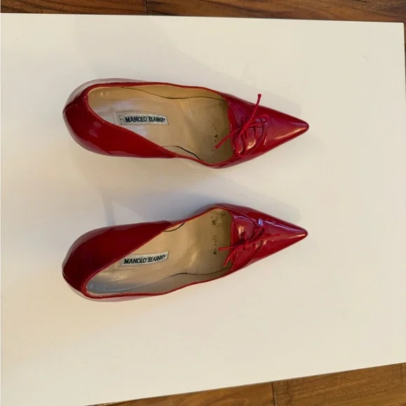 Manolo Blahnik Vibrant Red Heels - Picture 8 of 10